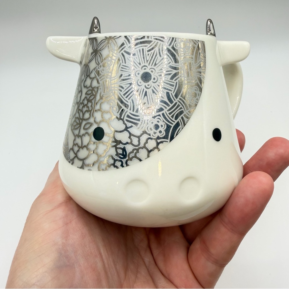 New Starbucks Korea 21 New Year White Cow Mug 237ml 2021 Limited Zodiac Creamer - Picture 5 of 10